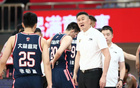  CBA戰(zhàn)報(bào)：詹32+15，鄭24分，天津勝?gòu)V東。